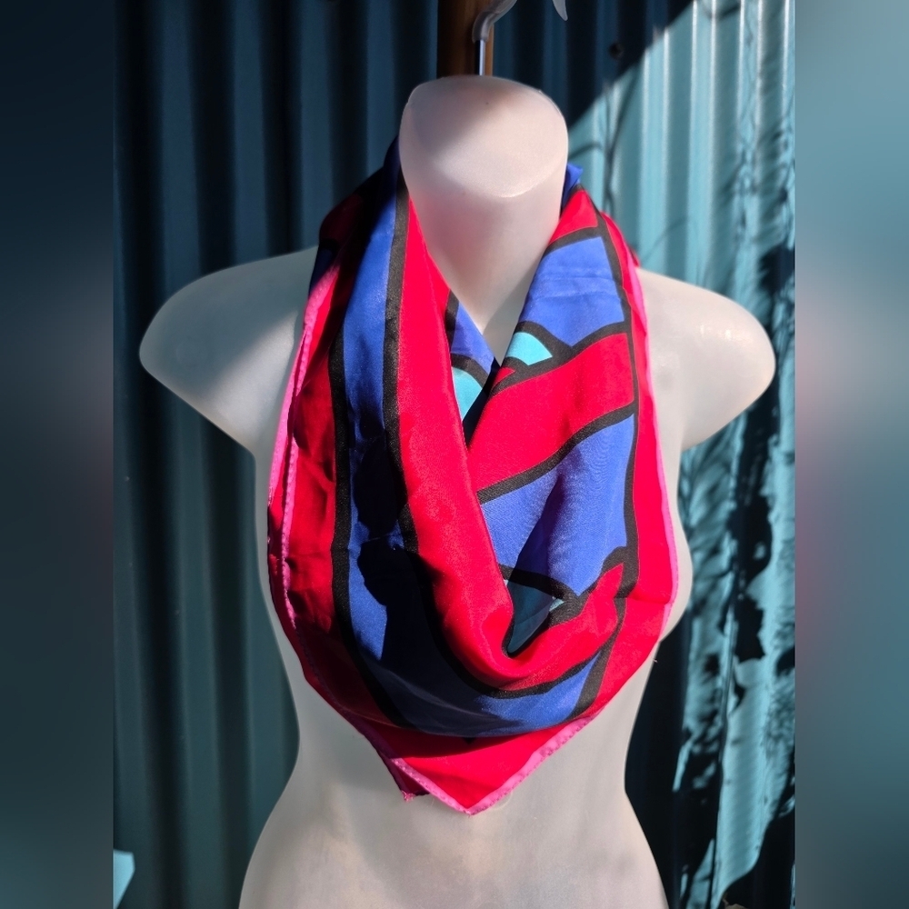 Vintage Vera Vibrant Red and Blue Scarf